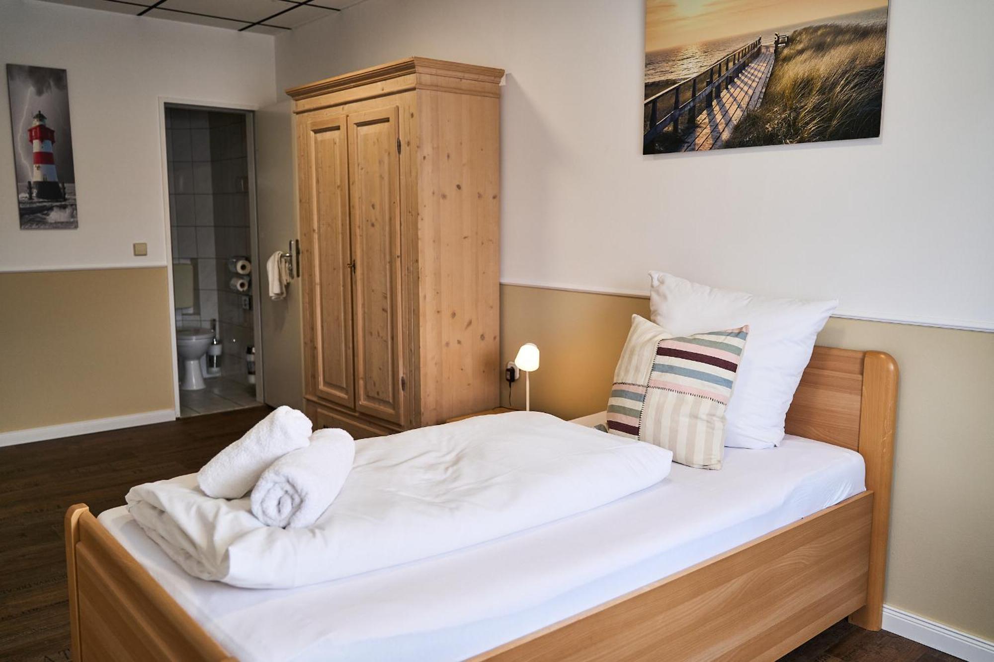 Hotel Maximo Pinneberg Eksteriør bilde